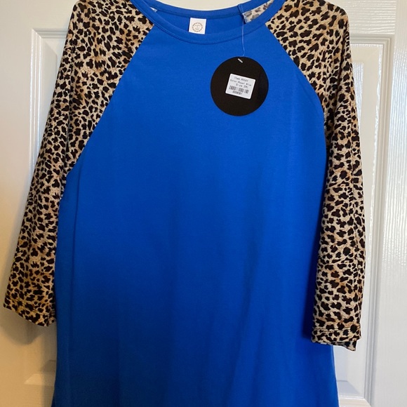 Blue Leopard Top - Picture 1 of 6